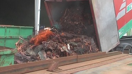 Egy tonna lopott rezet találtak a vámosok Kaposváron