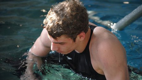 Rióban is medencébe ugrana a kaposvári úszó
