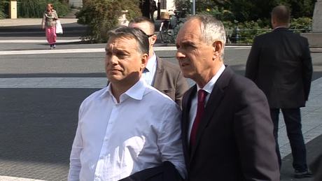 Kaposvárra érkezett Orbán Viktor