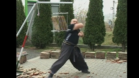 2002 - Stábunk egy harcművésznél járt