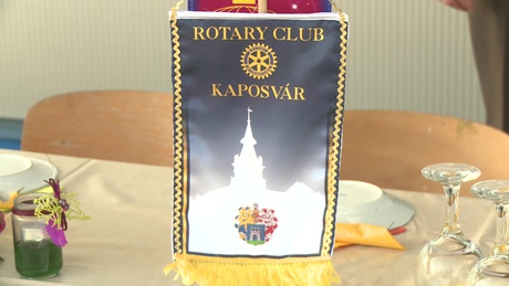 Elnököt avatott a kaposvári Rotary Club