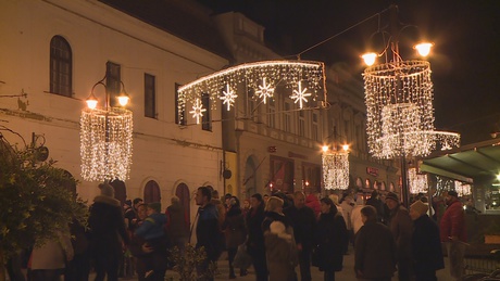 Ünnepi fényárba borult Kaposvár