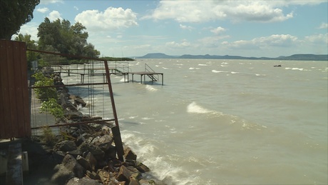 Legyen körbejárható a Balaton!