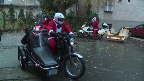 Nagyot mentek ma a motoros Mikulások