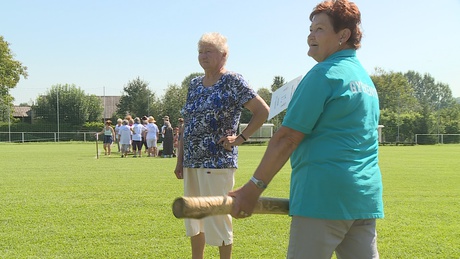 Sodrófa hajítás és lepedőakrobatika a Reuma Kúrán