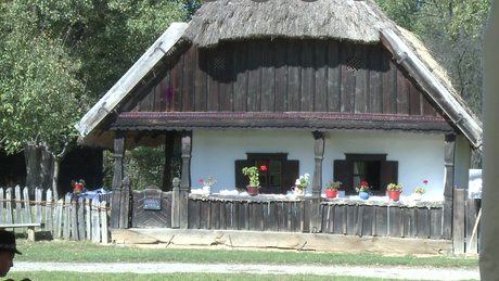 Ünnepel a skanzen