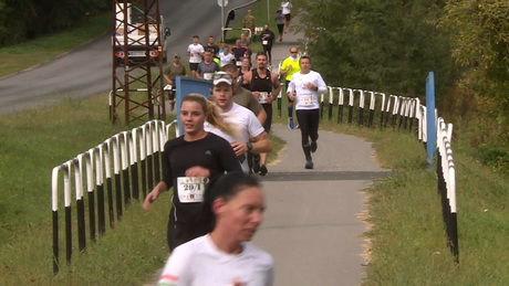 Több mint négyszázan álltak rajthoz az idei Deseda Félmaratonon